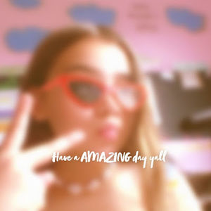 Meet your Posher, Lana